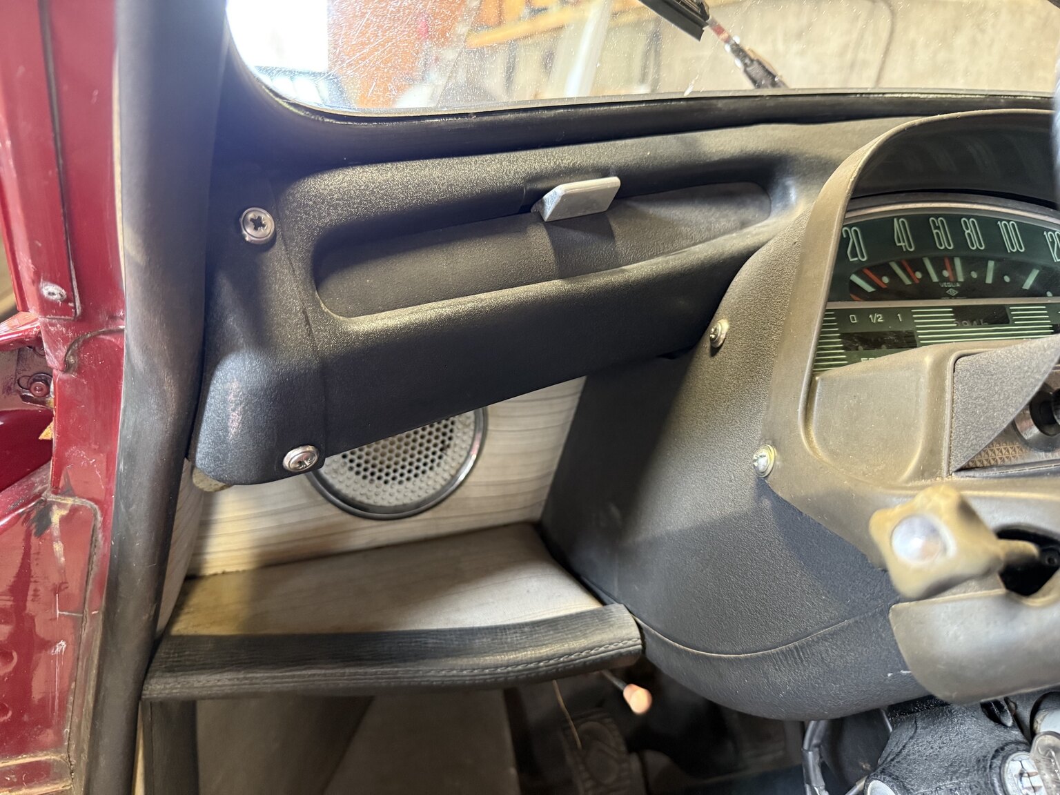 Interior image of 1967 Citroën Ami 6 Weekend