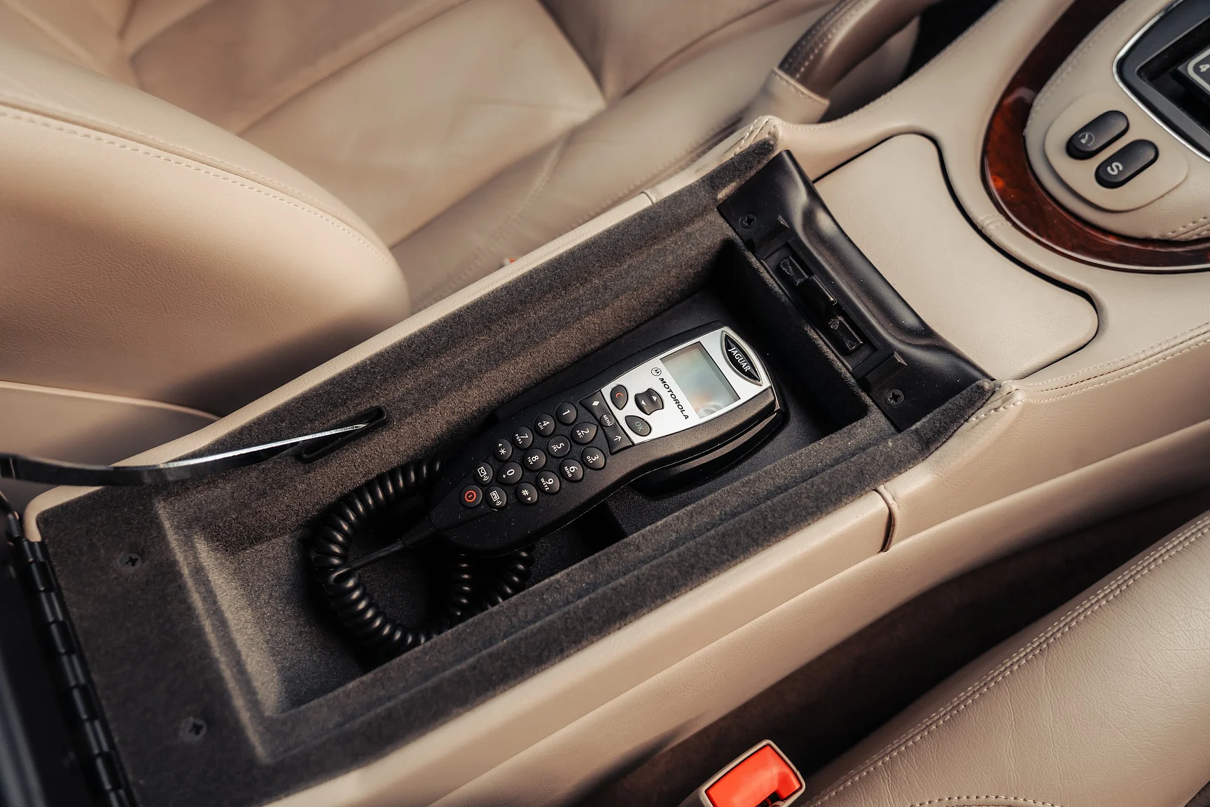 Interior image of 2001 Jaguar  Xj 4,0 Sovereign (46)