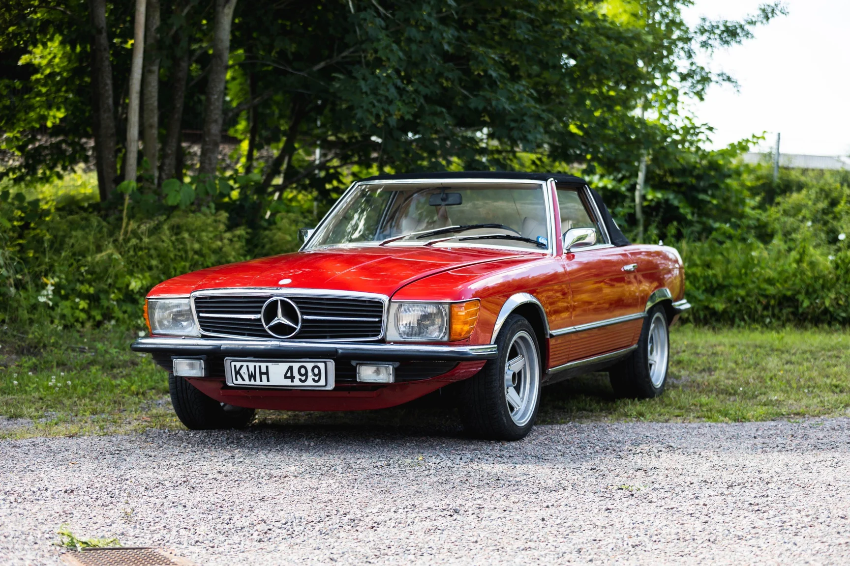 Aussenfoto 1975 Mercedes-Benz 280 SL (8)