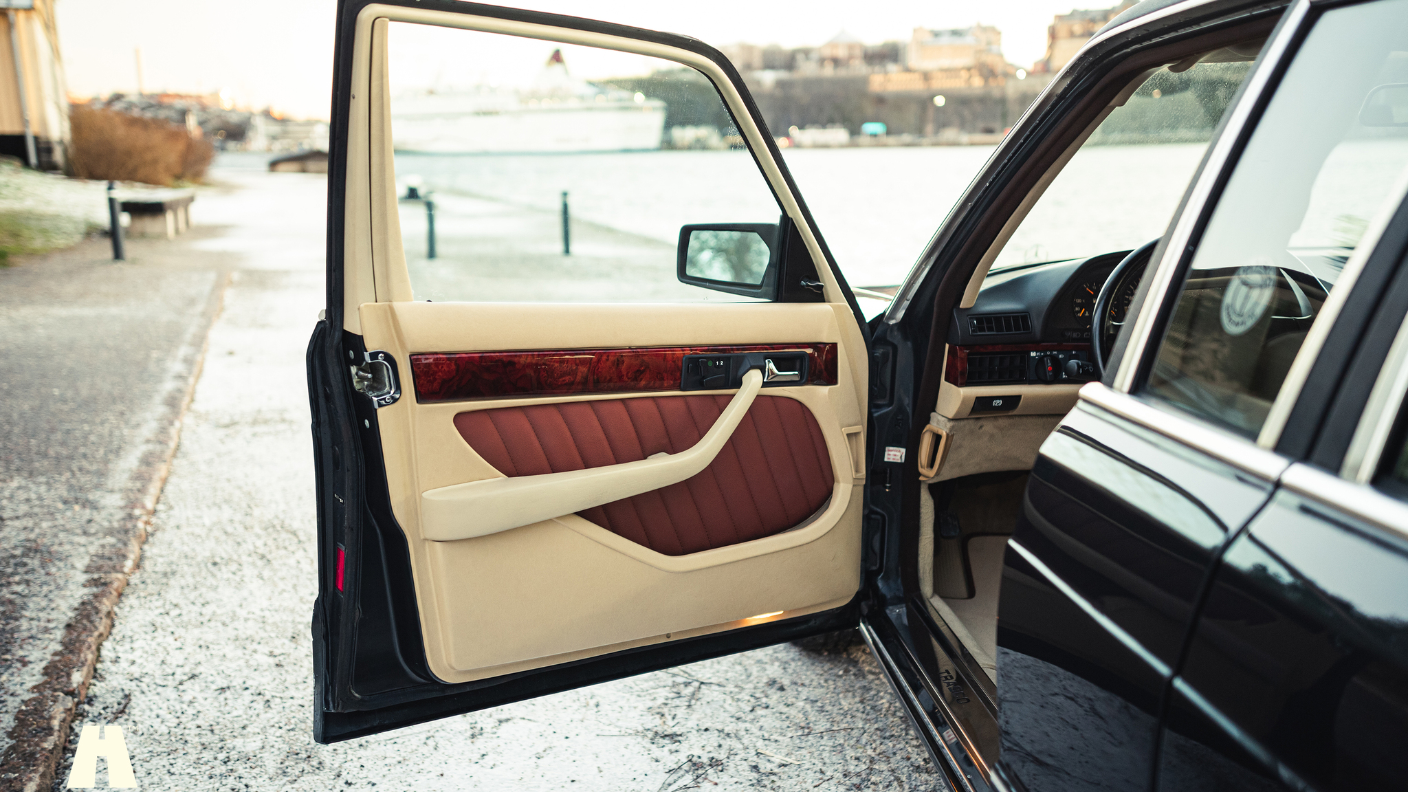 Interiörbild 1991 Mercedes 1000 SEL TRASCO