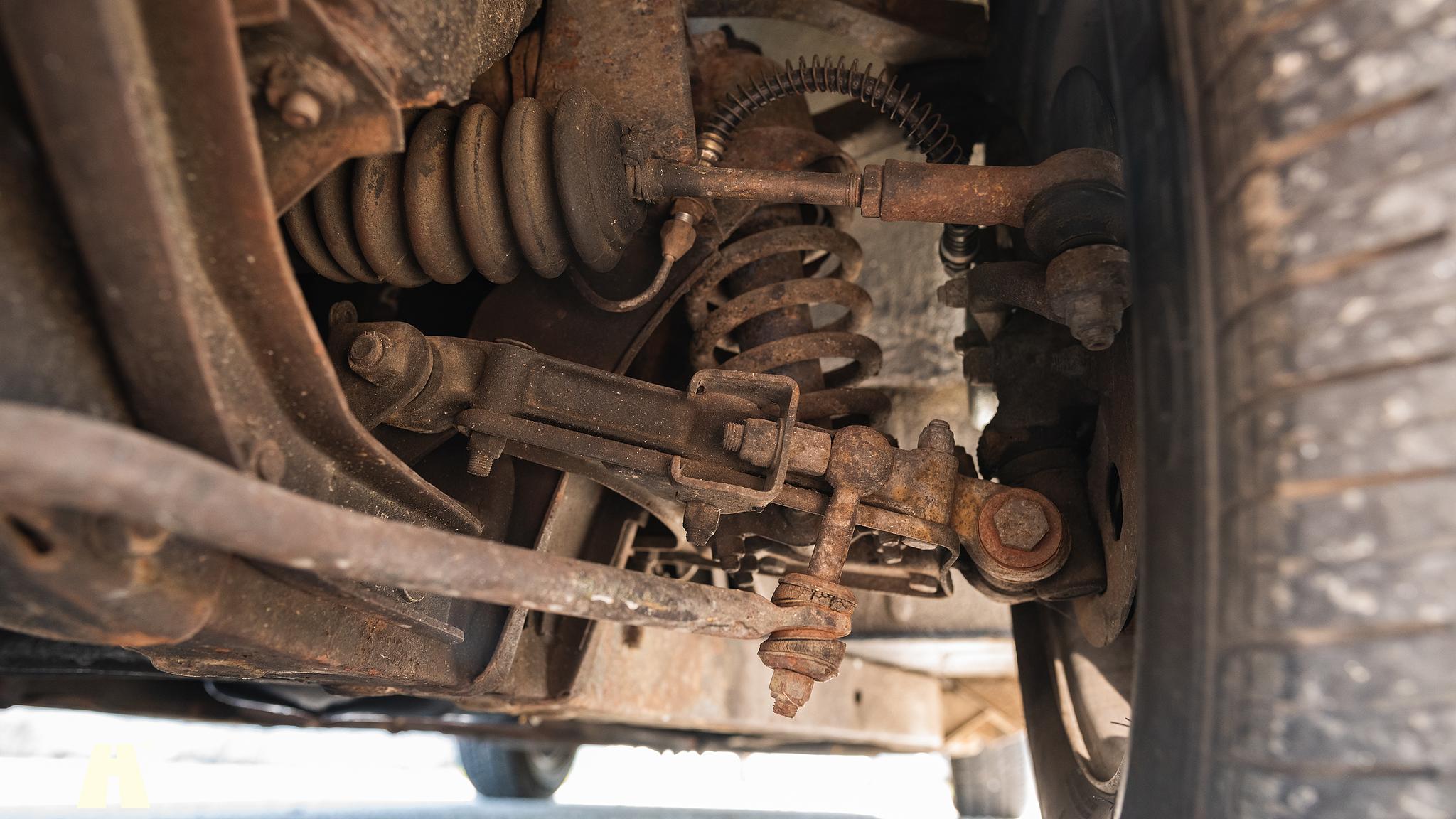 Image of 1974 Triumph TR6 (54) mechanics