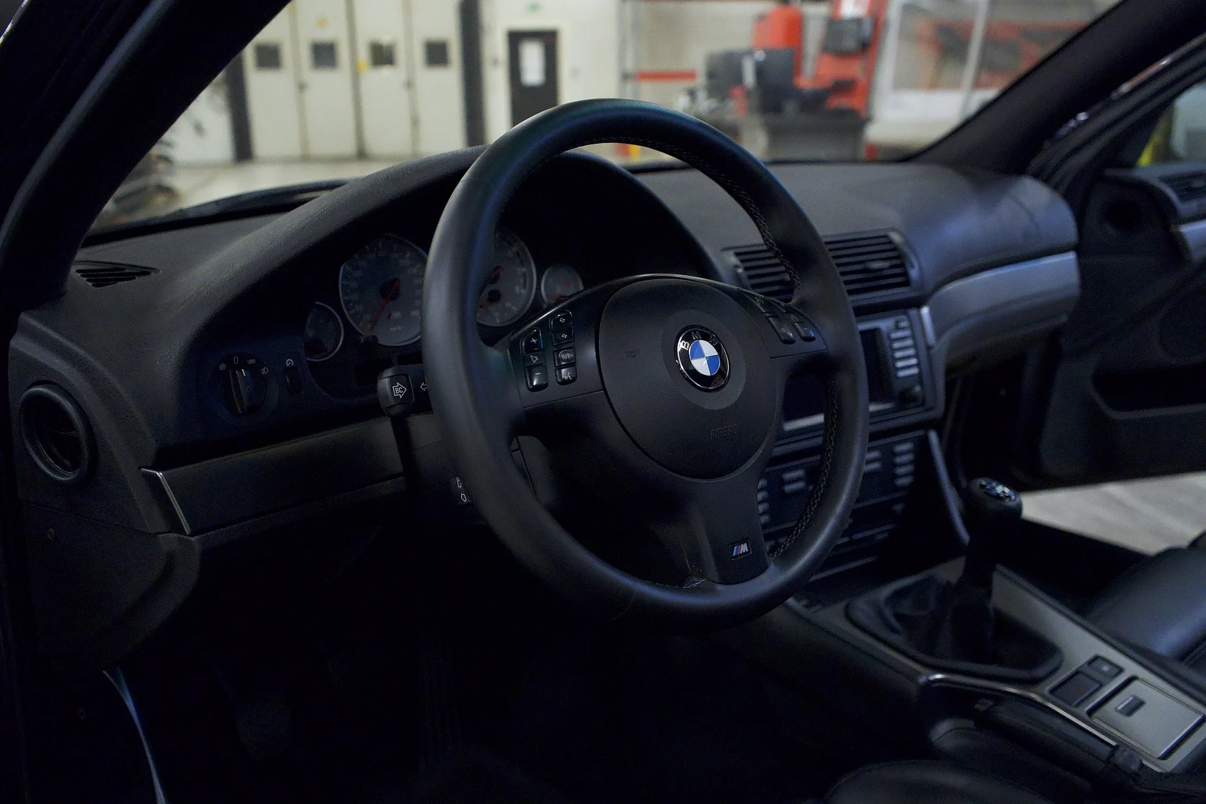 Interiörbild 2002 BMW M5 E39 (1)