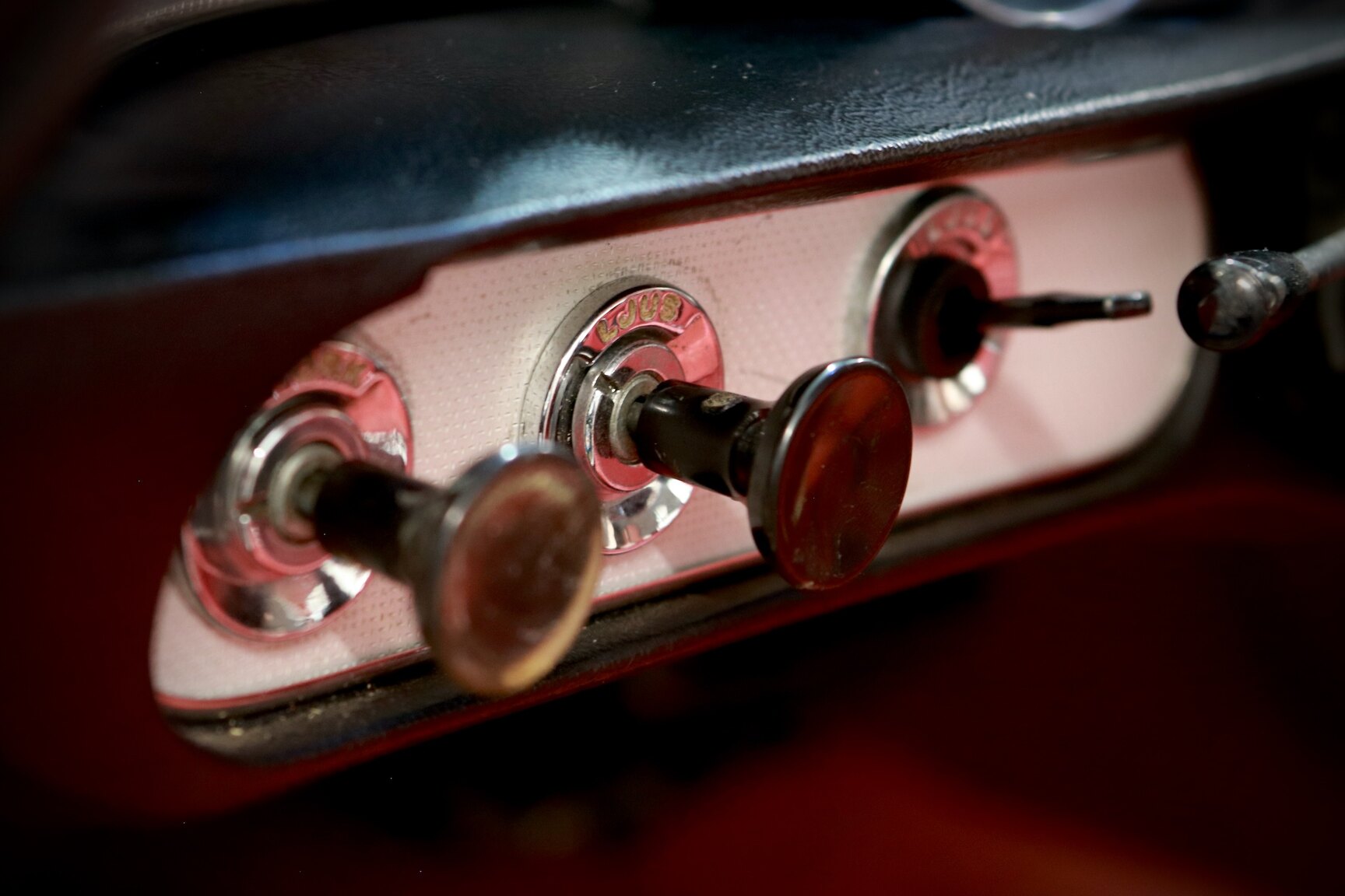 Interior image of 1964 Volvo P 1800S