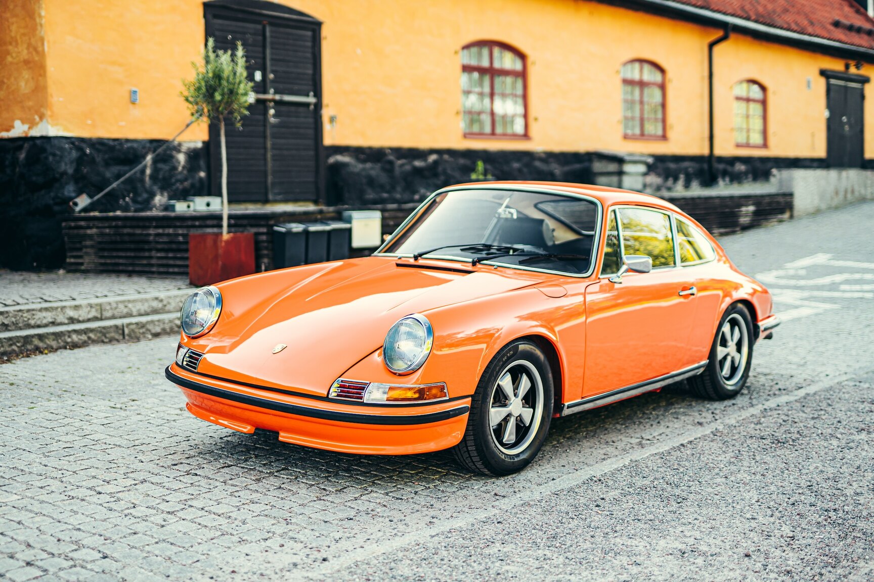 Exteriörbild på 1972 Porsche 911E