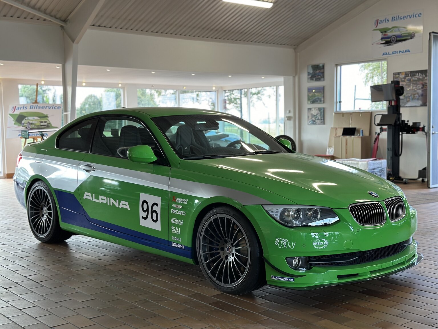 Exterior image of 2013 ALPINA B3 GT3