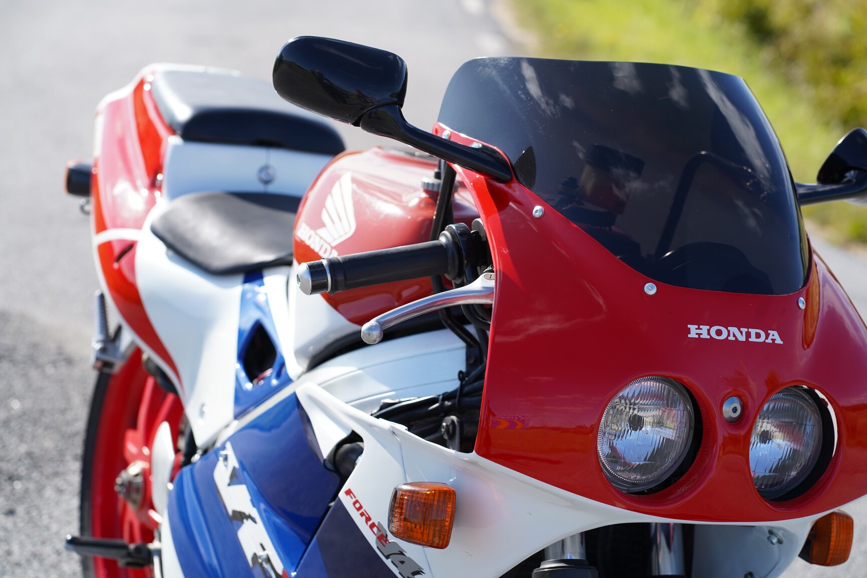 Exterior image of 1992 Honda VFR400R NC30