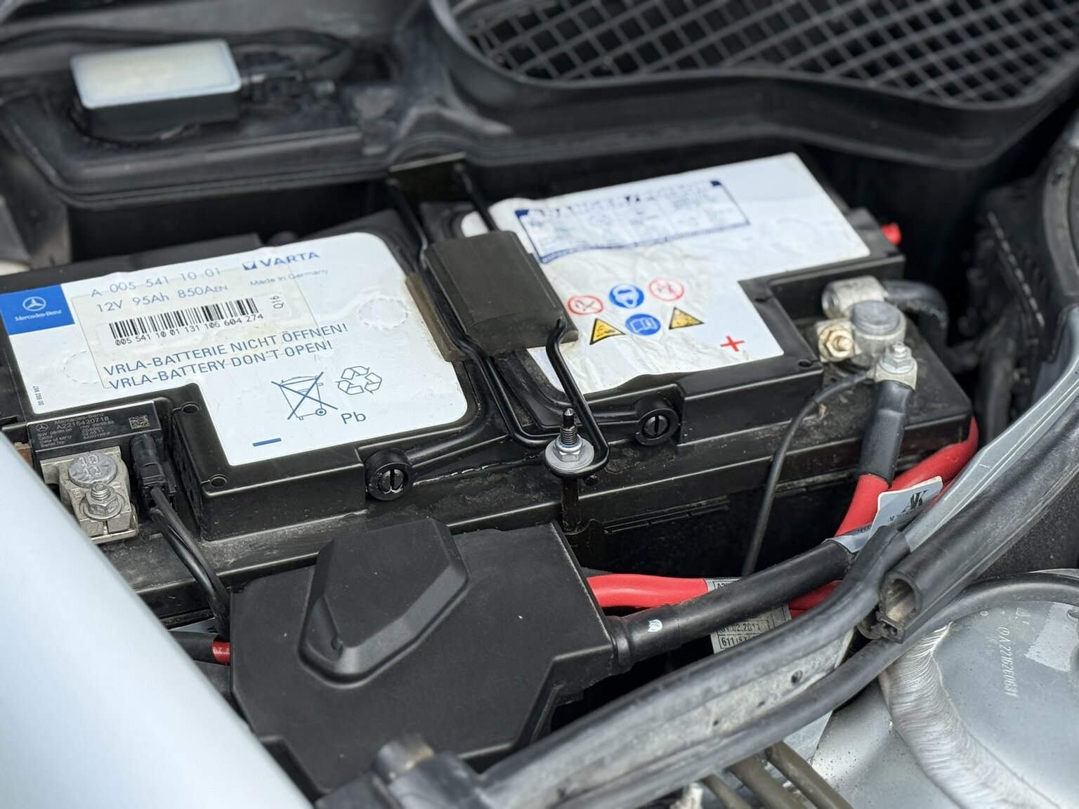 Image of 2011 Mercedes-Benz S 500 4MATIC  mechanics