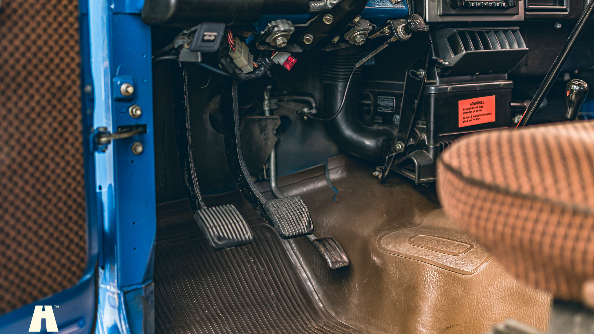 Interior image of 1984 Toyota Land Cruiser BJ42