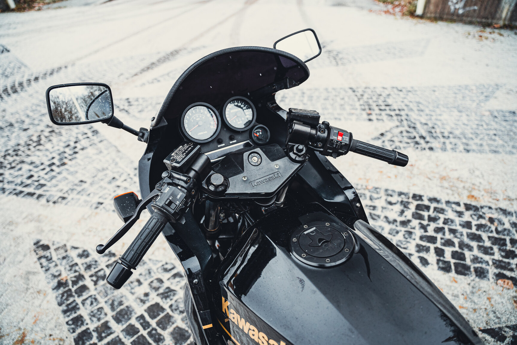 Exteriörbild på 1990 Kawasaki ZX900R