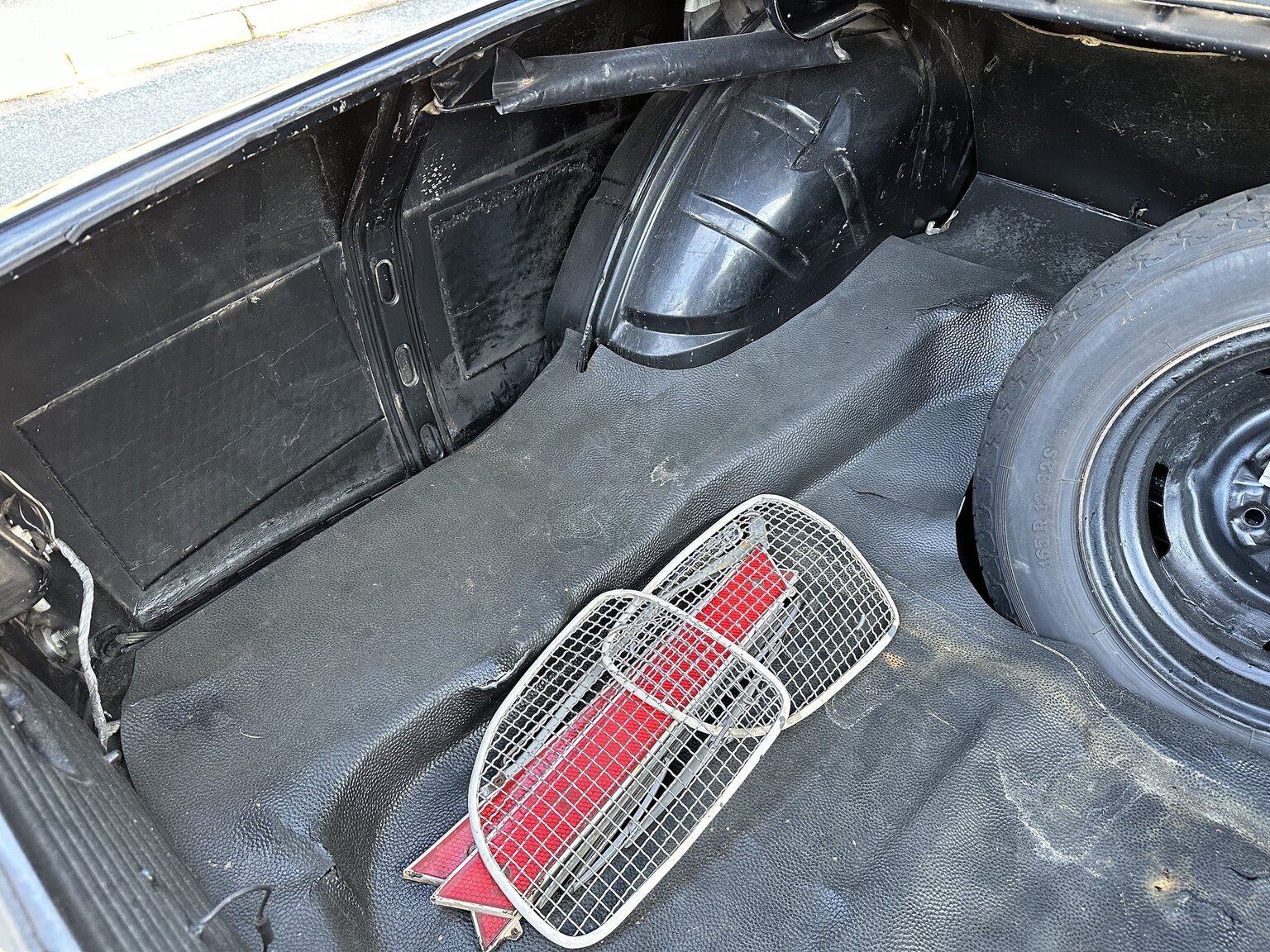 Interiörbild 1965 Ford Taunus 17M (44)