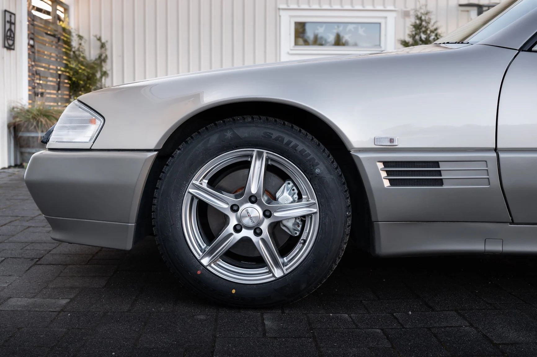 Aussenfoto 1991 Mercedes-Benz 500 SL (40)