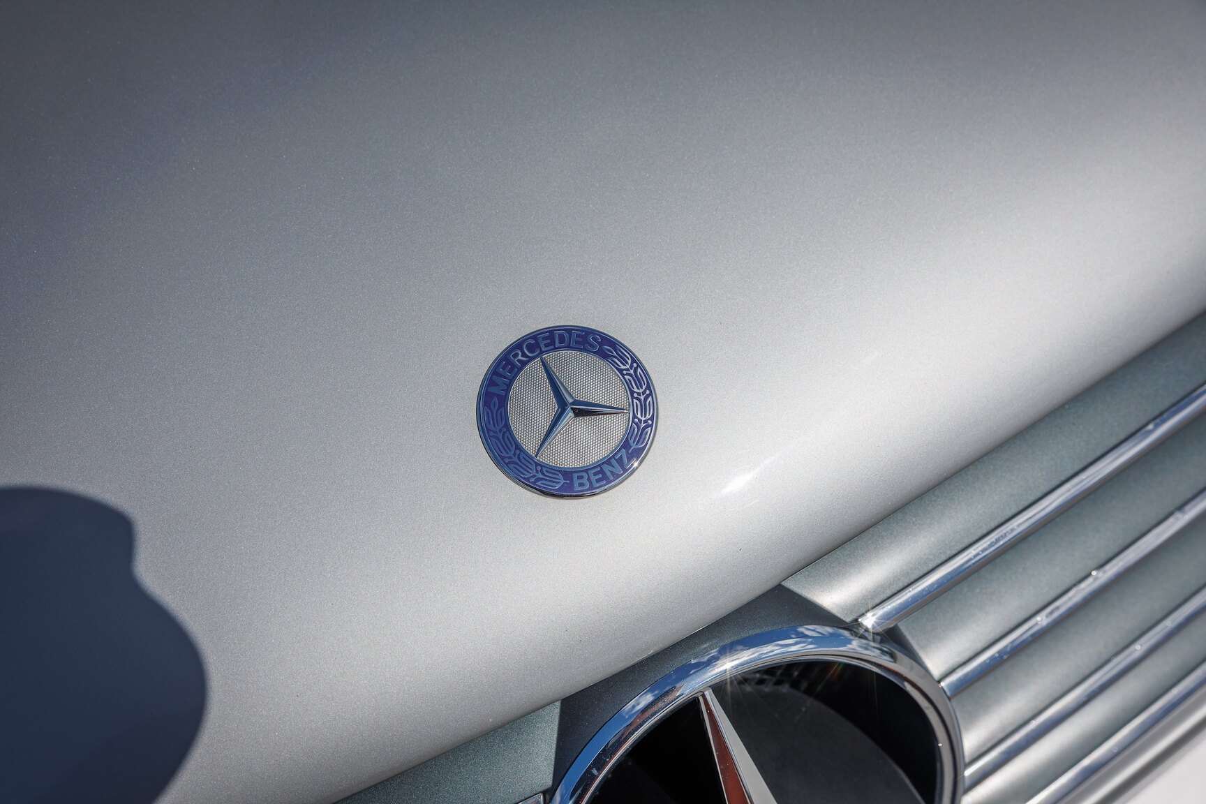 Exteriörbild på 2000 Mercedes-Benz CL600