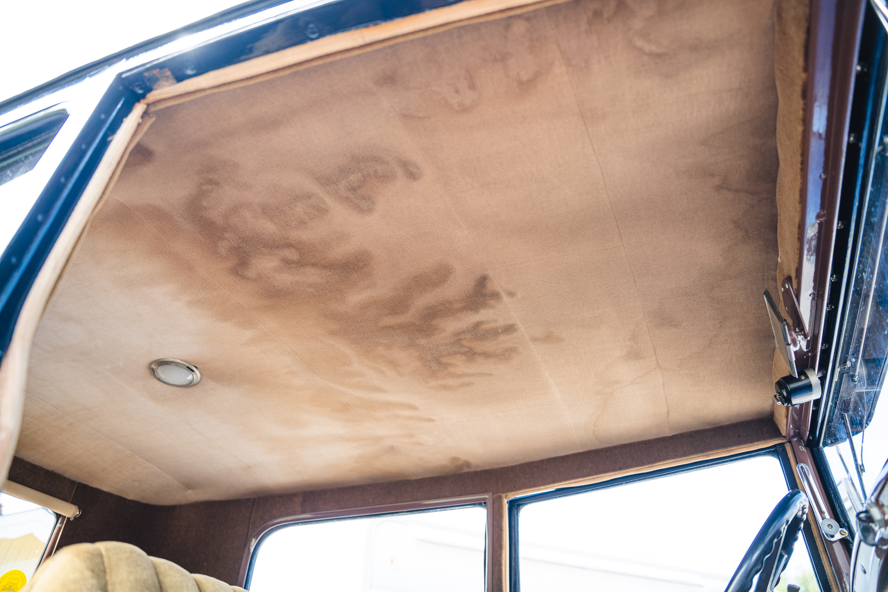 Innenraumfoto von 1931 Ford A Luxe Sedan (8)