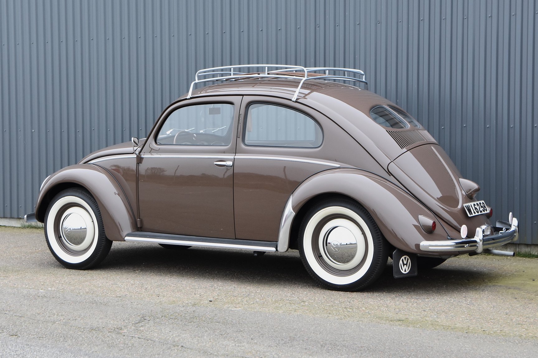 Exterior image of 1950 Volkswagen 1100 1.1 
