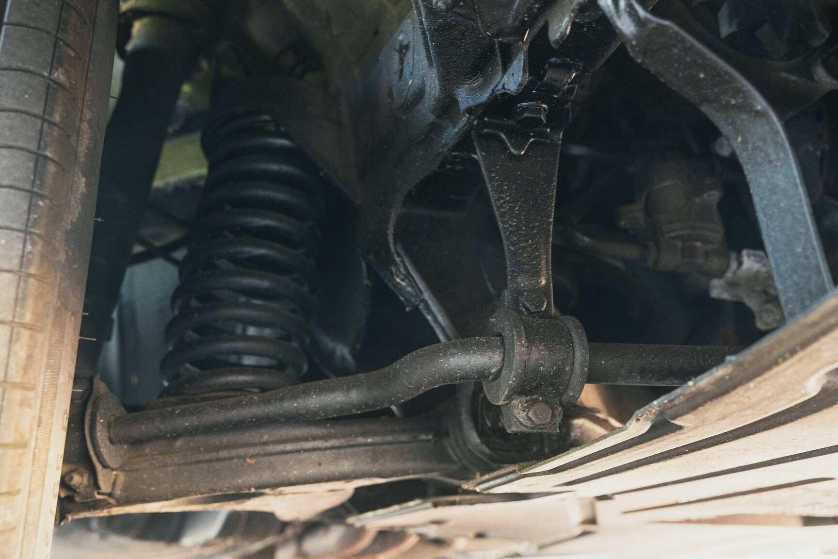 1987 Mercedes-Benz 230E, Mekanik