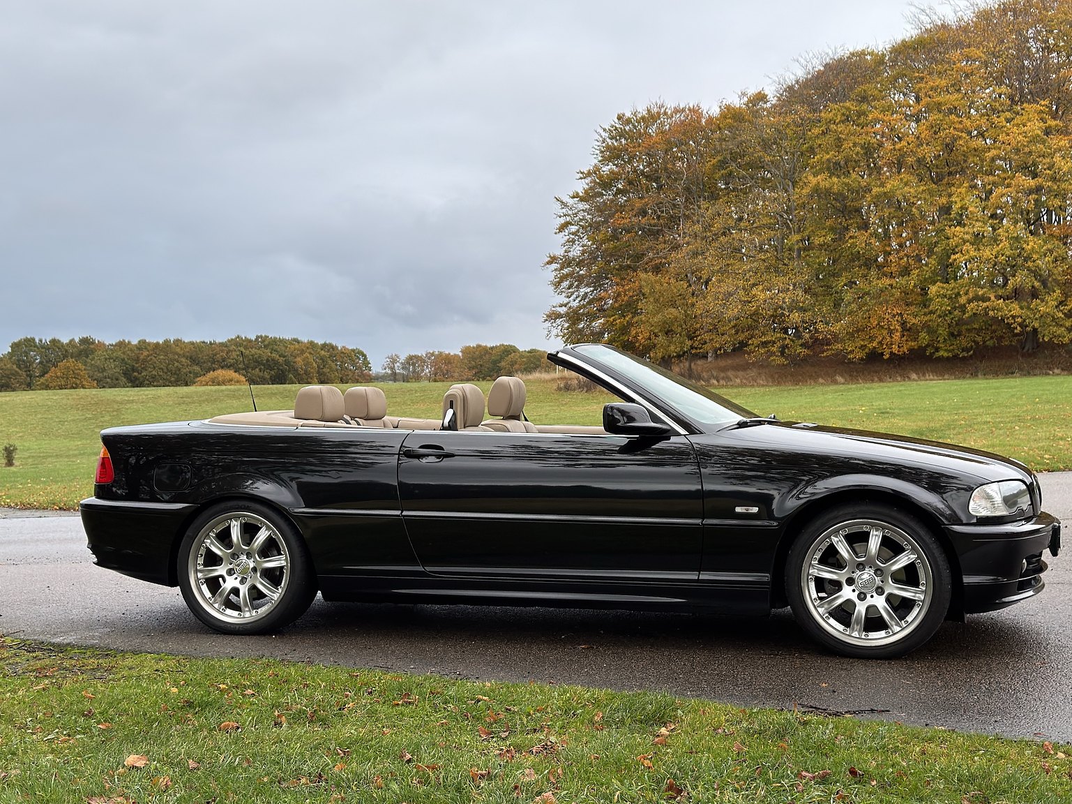 Aussenfoto 2001 BMW 325IA CAB