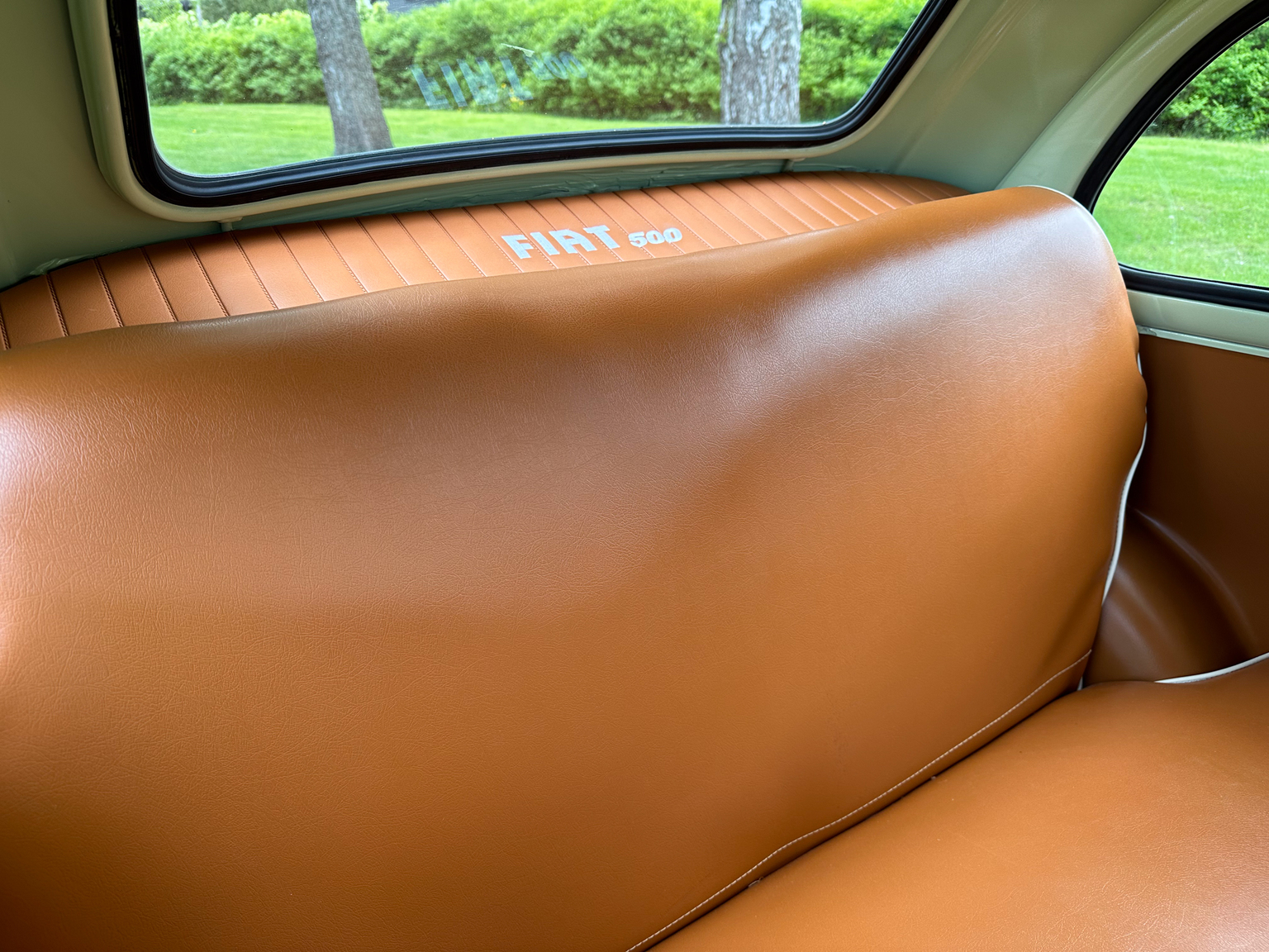 Innenraumfoto von 1970 Fiat 500 Lusso