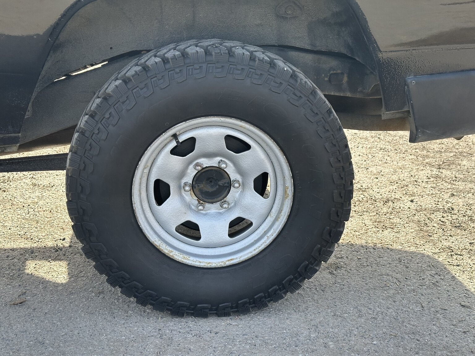 Exterior image of 1993 Toyota Land Cruiser Serie 70