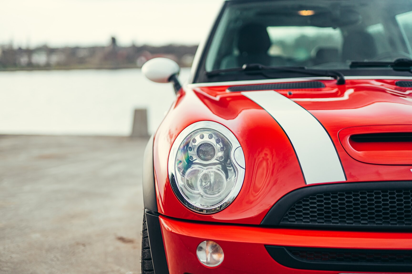 Exterior image of 2006 Mini Cooper John Cooper Works