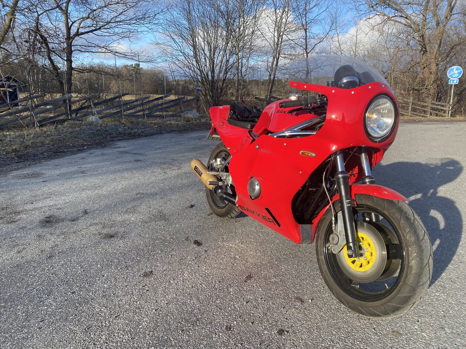 Exterior image of 1983 Nico Bakker Suzuki 1100 