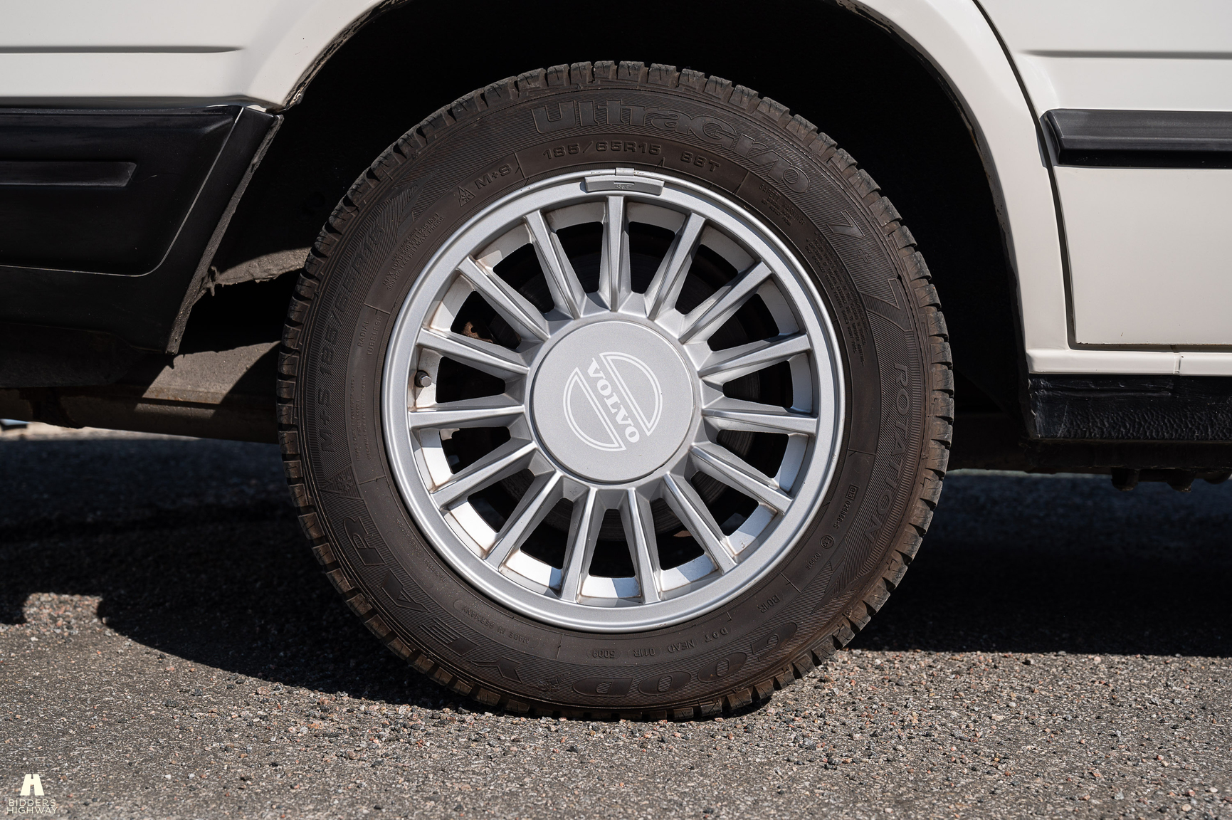 Aussenfoto 1988 Volvo 740 GL (19)