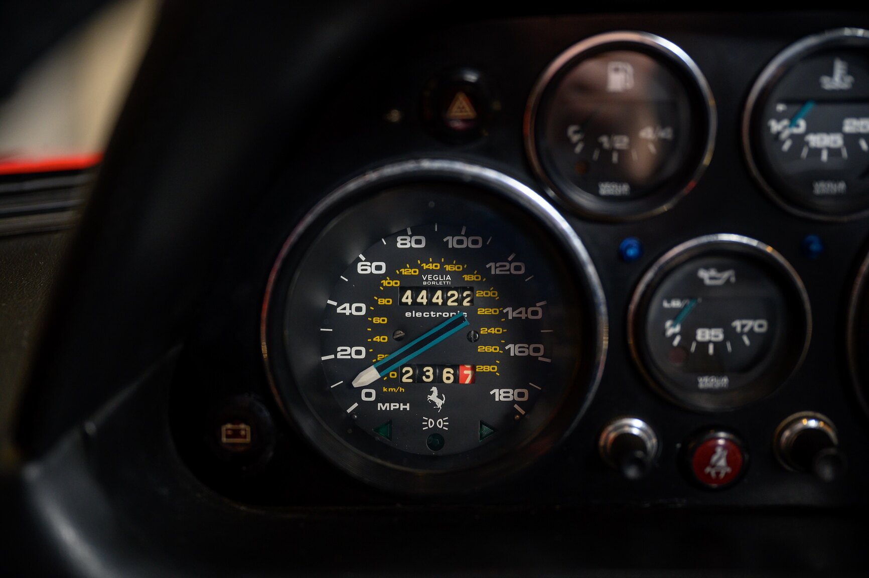 Interiörbild 1982 Ferrari 308 GTSI
