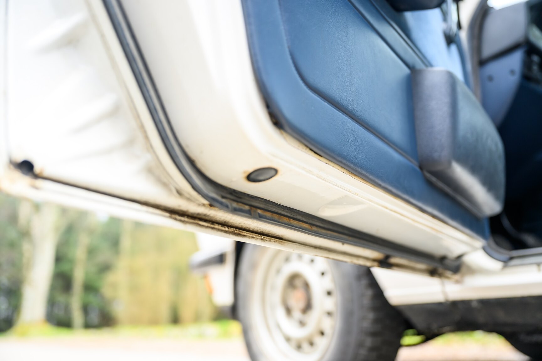 Interior image of 1986 BMW 520i