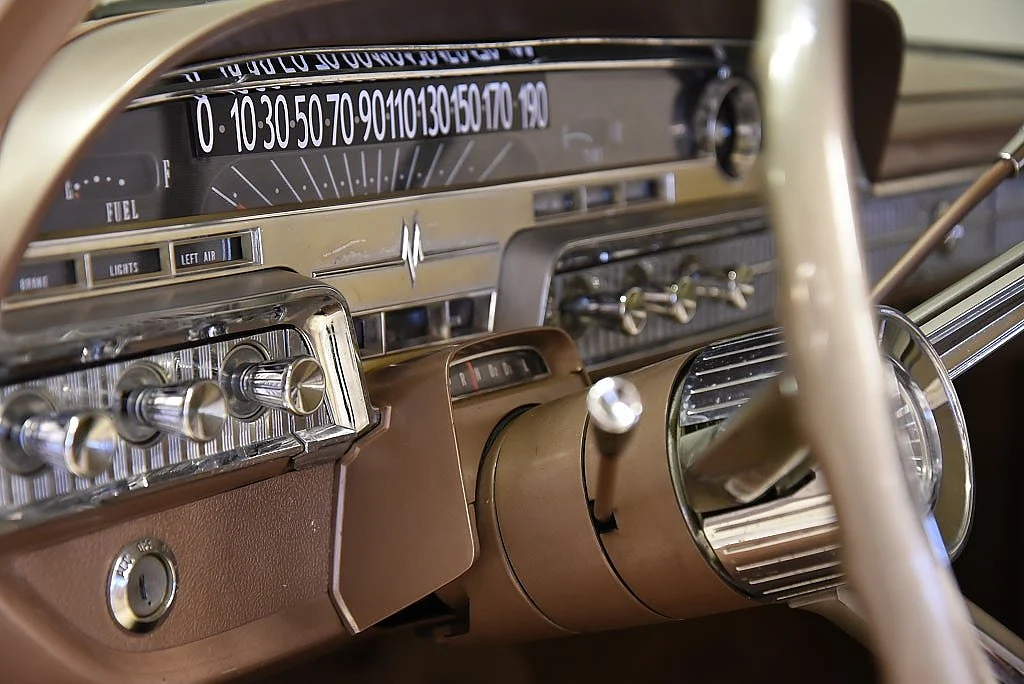 Bild von 1962 Mercury Monterey (24)