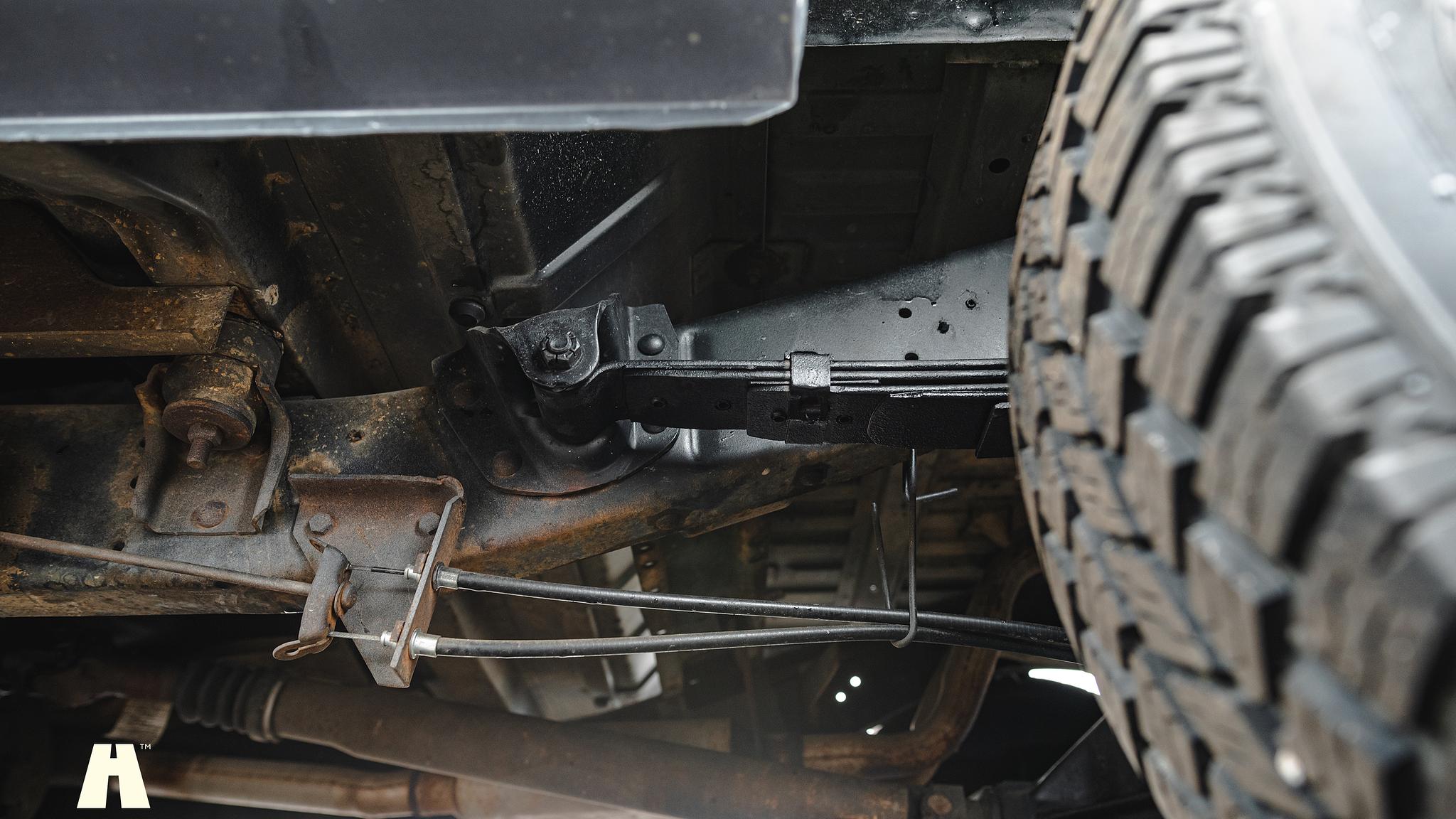 Image of 1986 Dodge Ramcharger mechanics