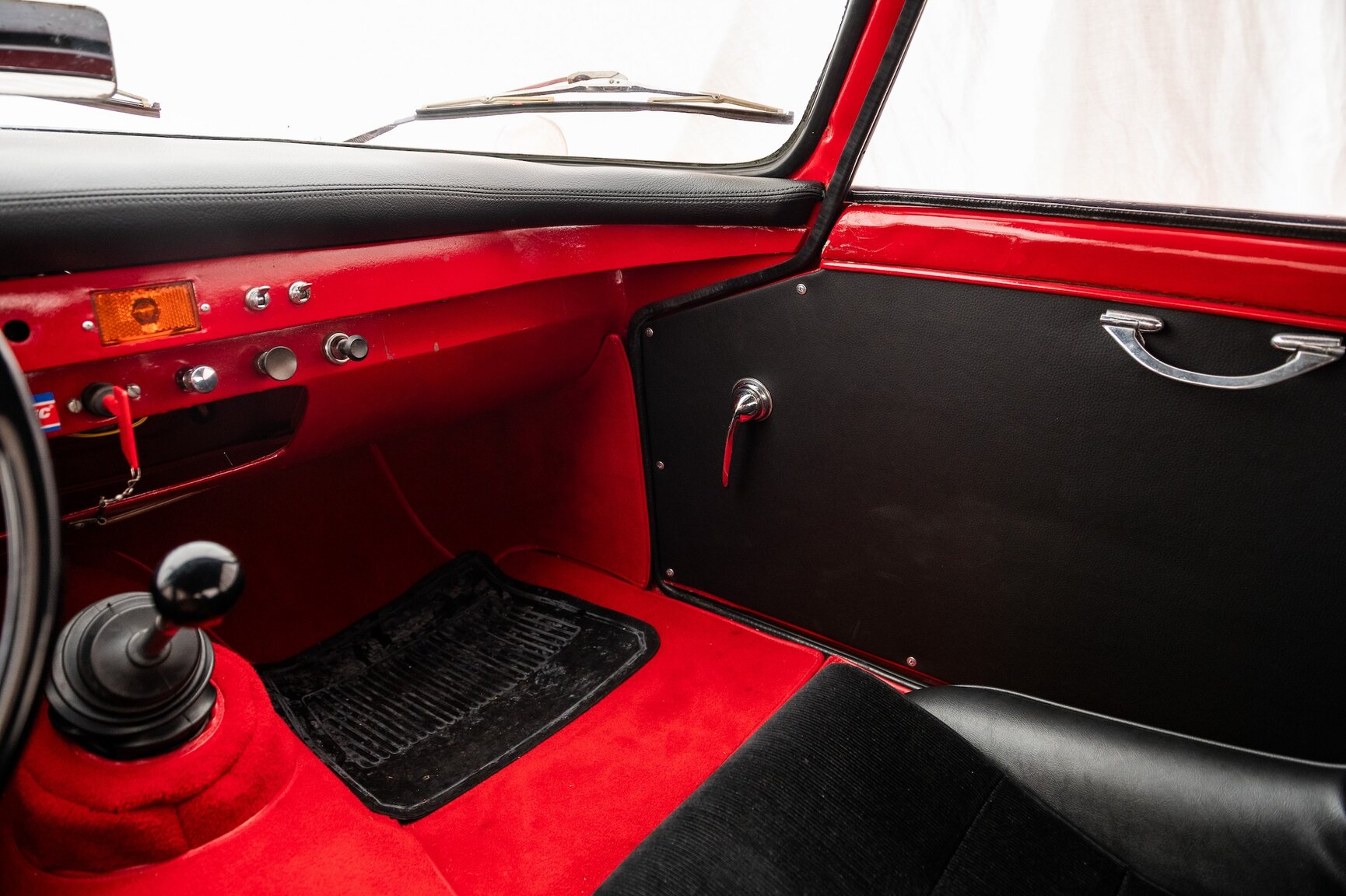 Interior image of 1962 Alfa Romeo Giulietta 1300 SS