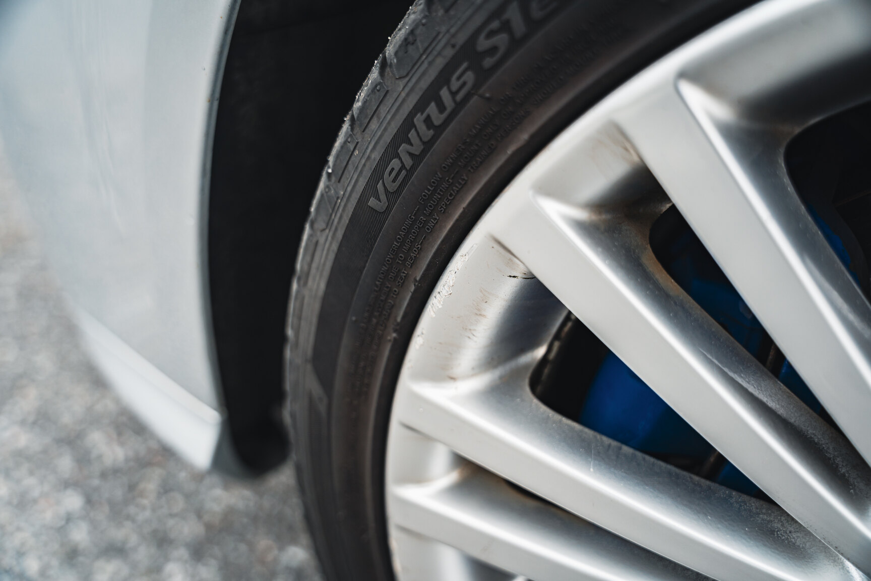 Aussenfoto 2007 Volkswagen Golf R32 (67)