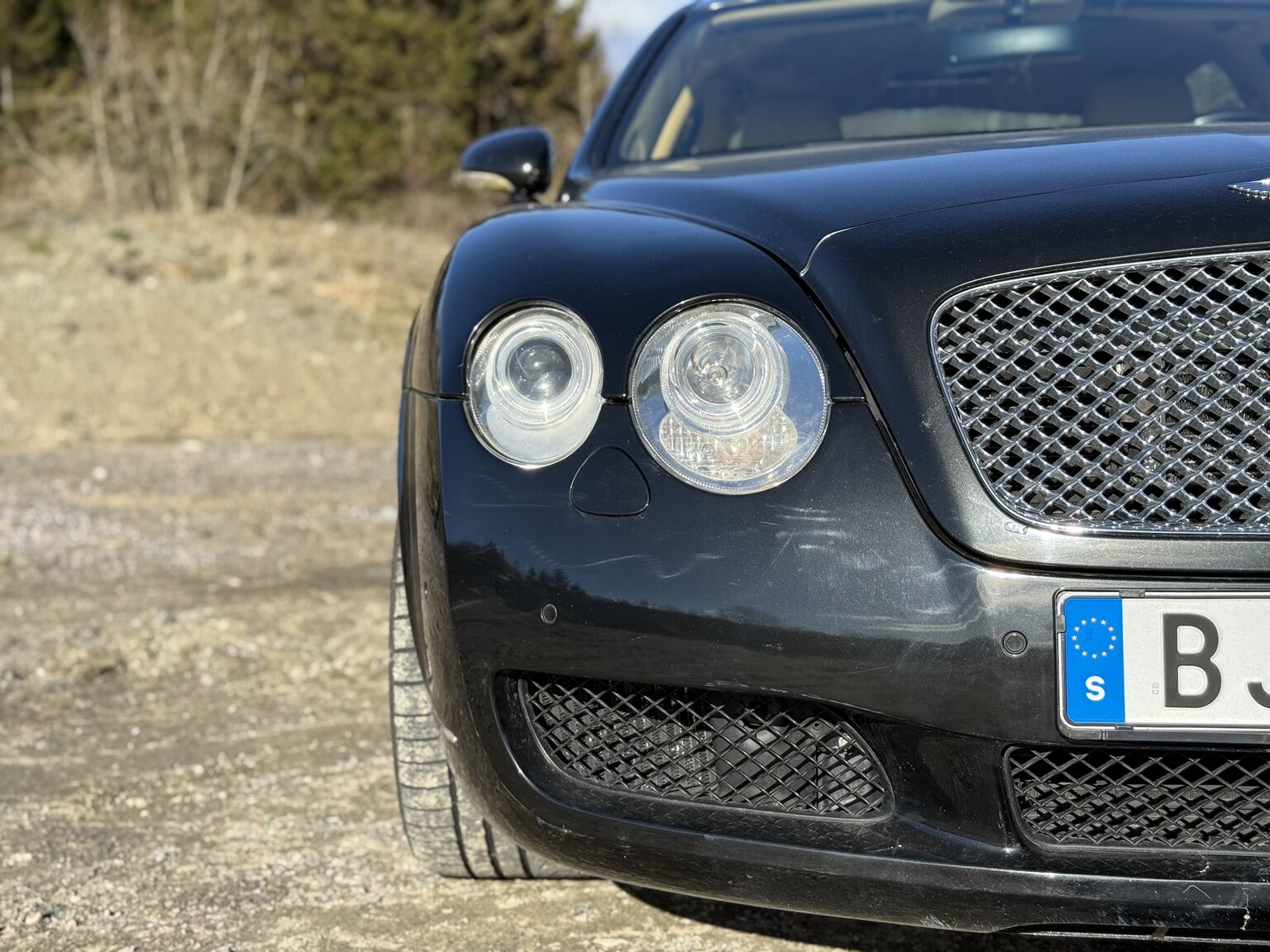 Exteriörbild på 2005 Bentley Flying Spur