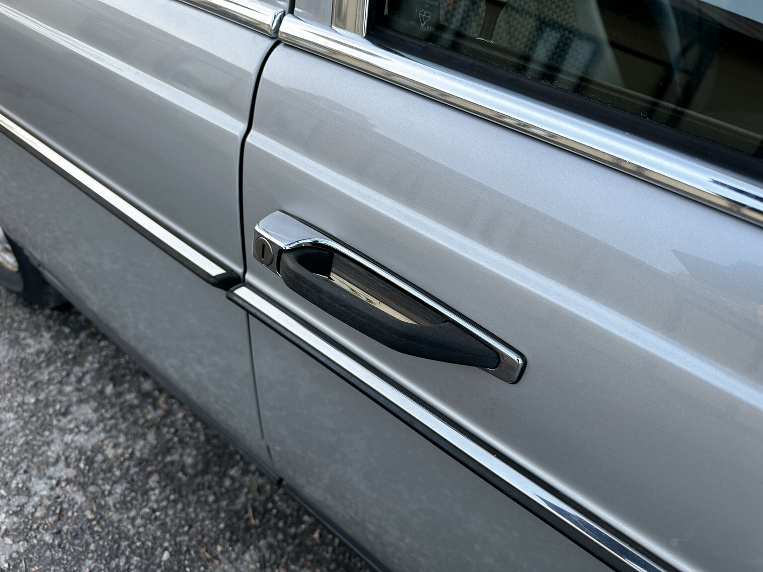 Exteriörbild på 1978 Mercedes-Benz 250