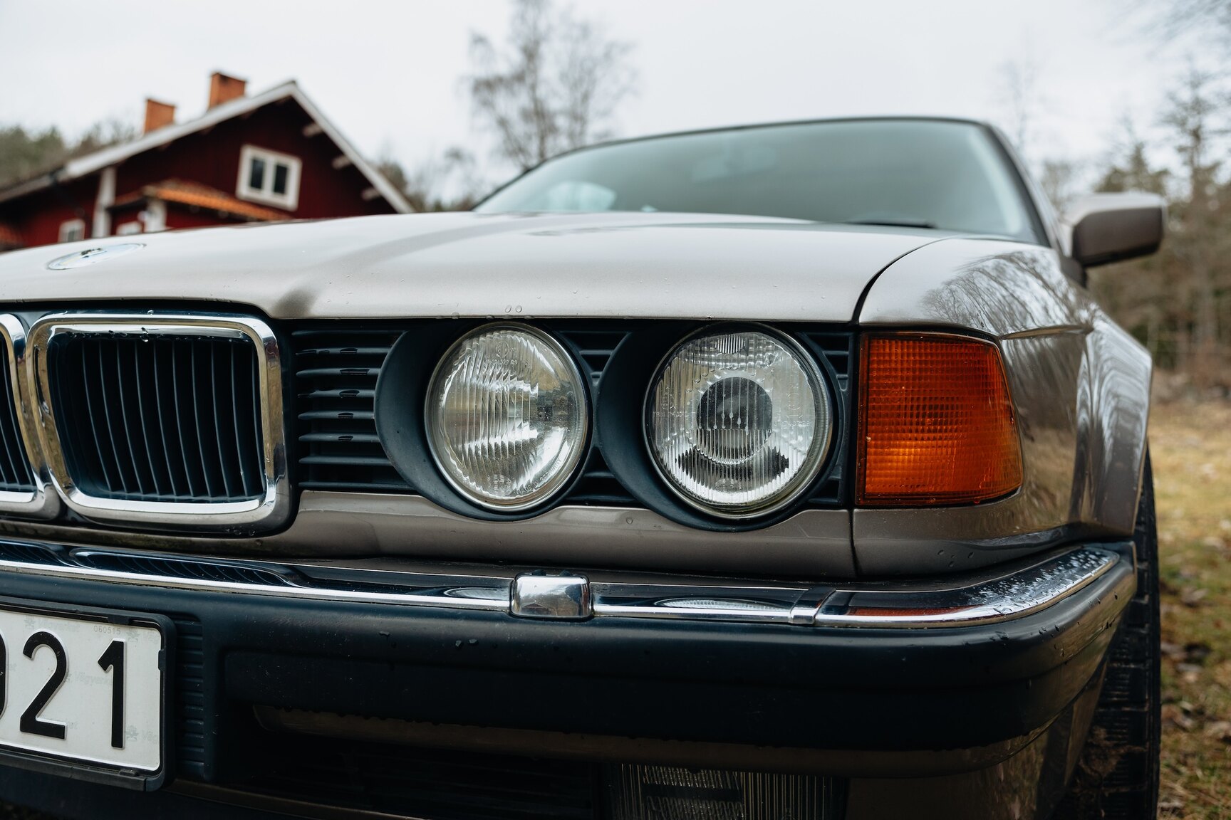 Exteriörbild på 1990 BMW 750iL (19)