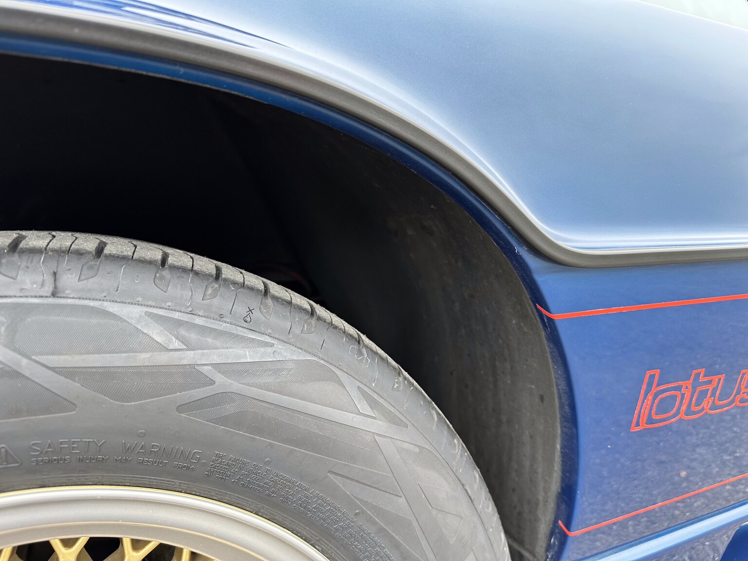 Exteriörbild på 1987 Lotus Esprit Turbo HCi (79)