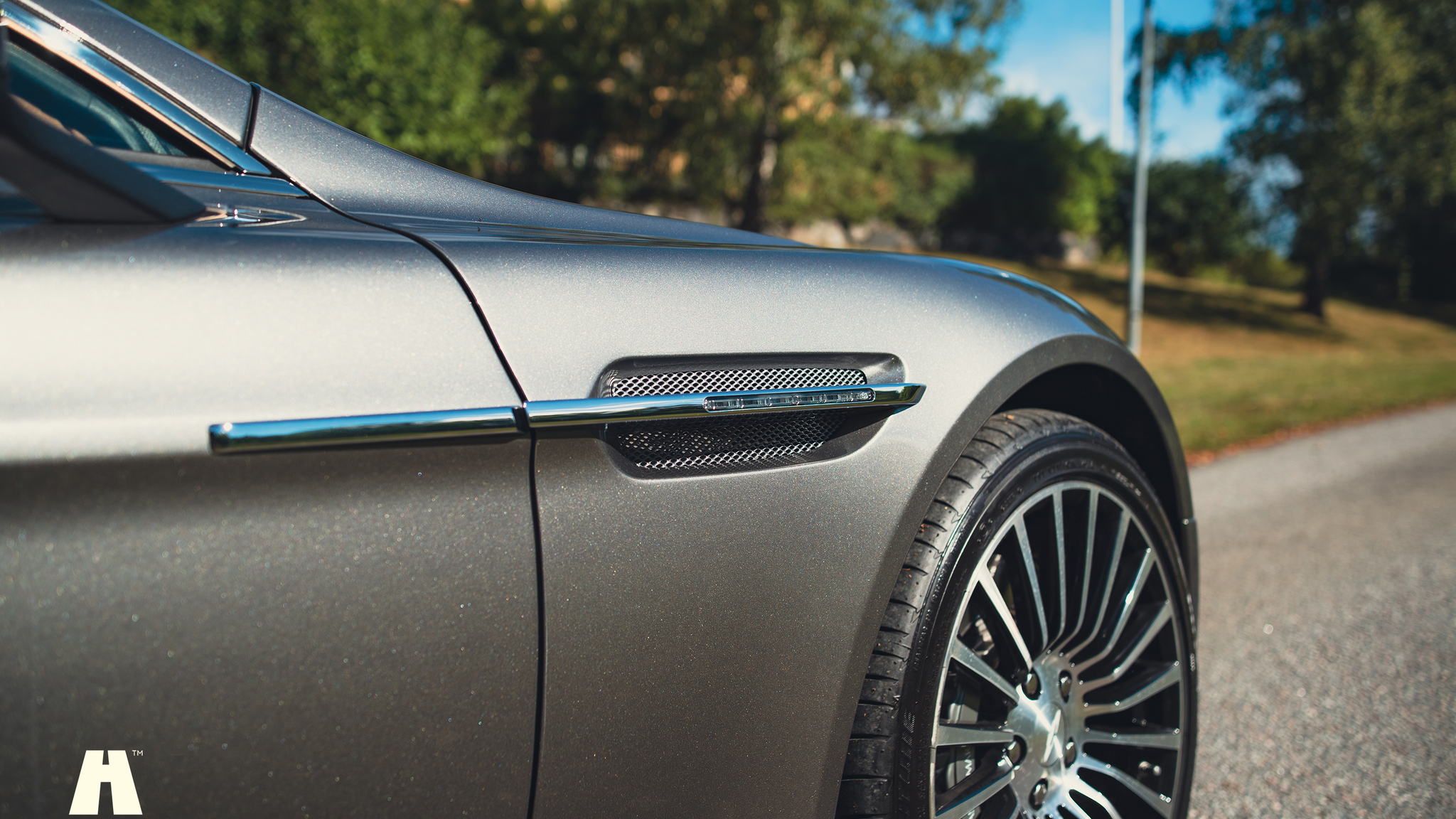Exterior image of 2014 Aston Martin Rapide S