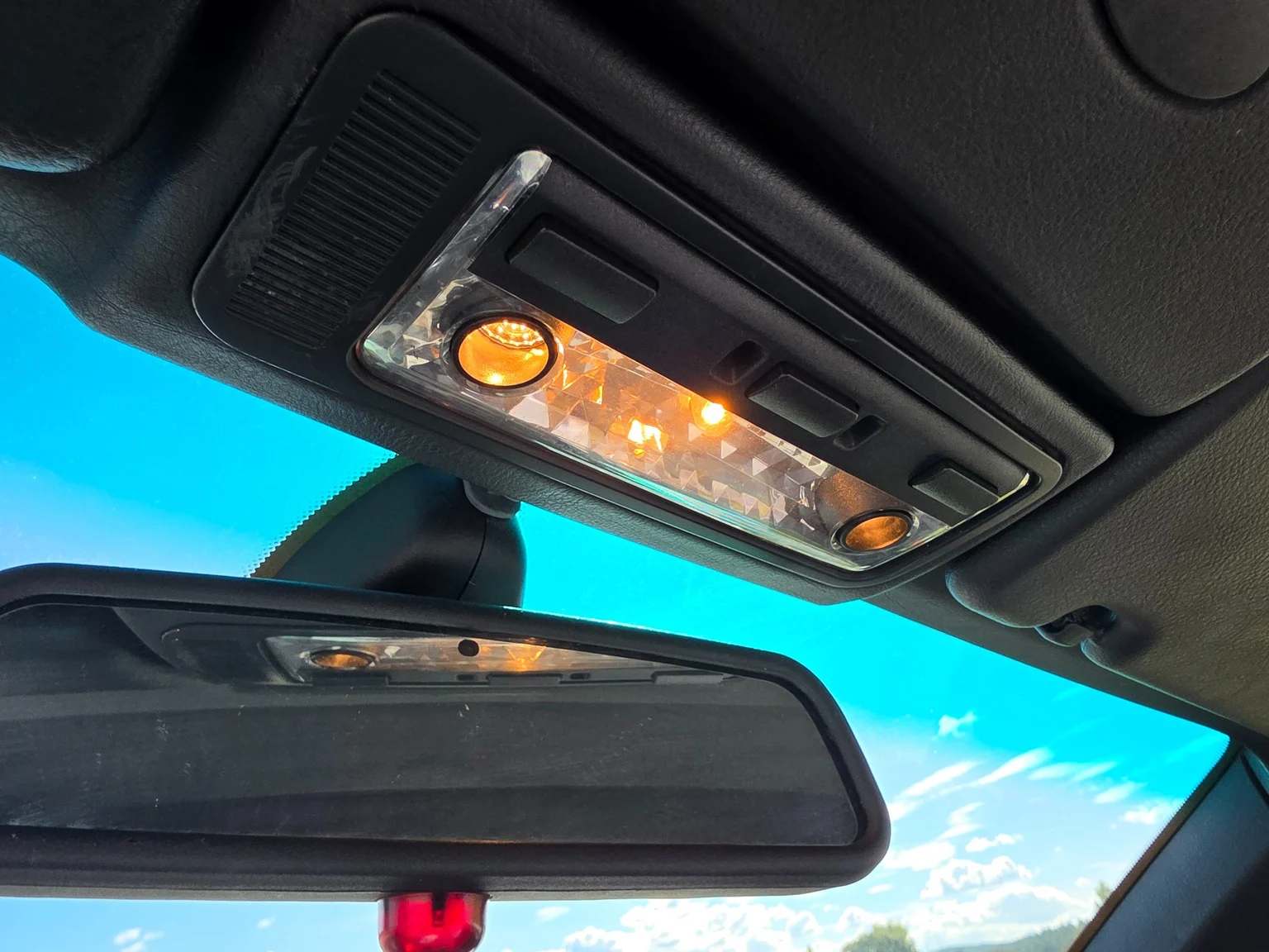 Innenraumfoto von 2002 BMW 330Ci Convertible (49)