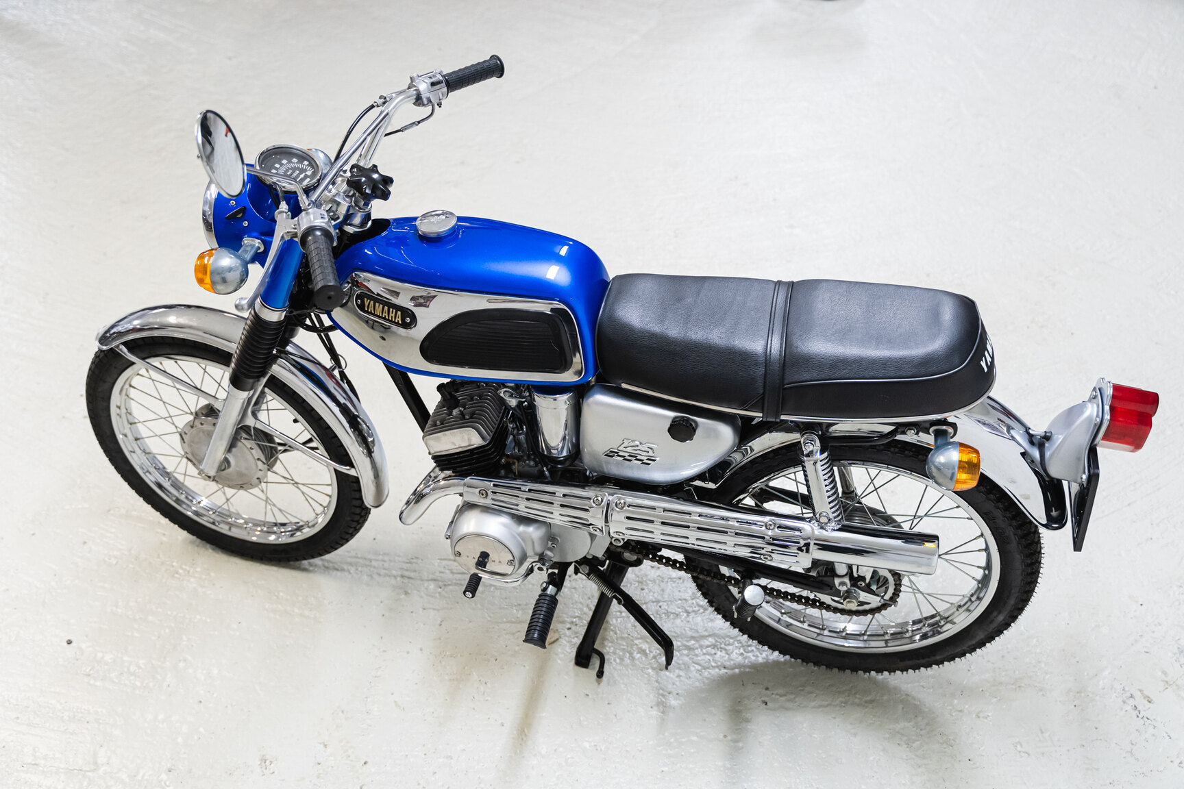 Exterior image of 1969 Yamaha AS1C
