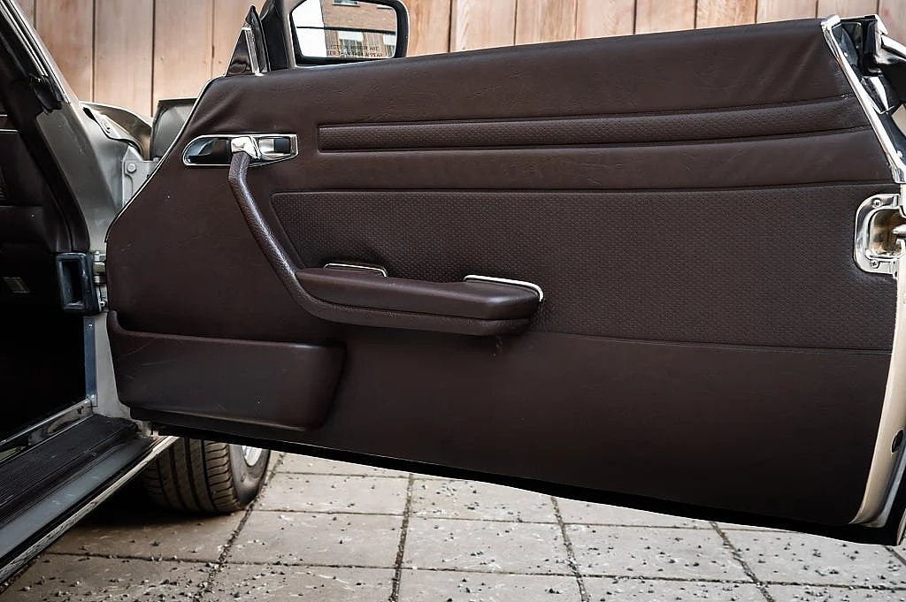 Bild von 1987 Mercedes-Benz 560SL (24)