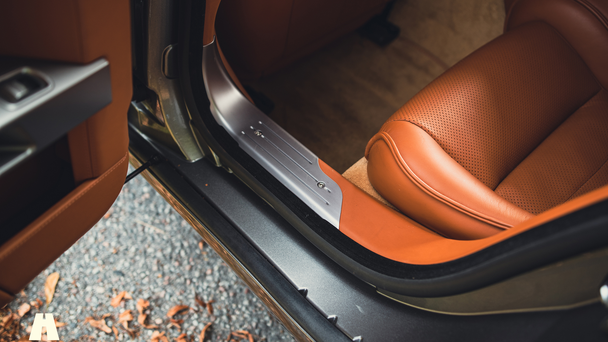 Innenraumfoto von 2014 Aston Martin Rapide S