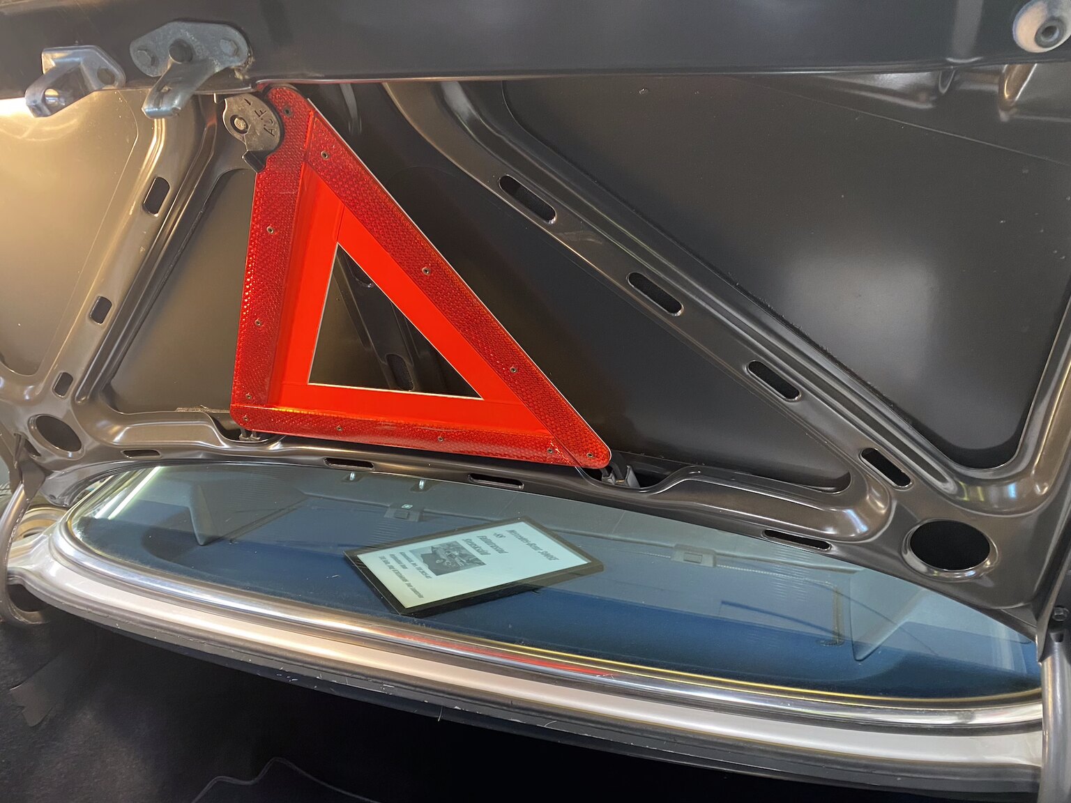 Interiörbild 1988 Mercedes-Benz 300 SE