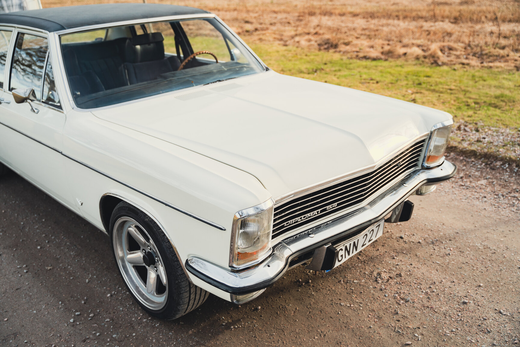 Exterior image of 1973 Opel Diplomat V8