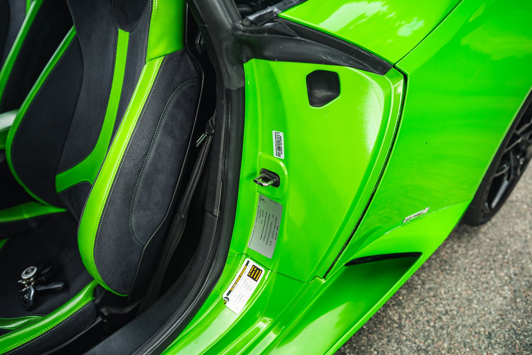 Innenraumfoto von 2016 Lamborghini Huracan LP-610-4