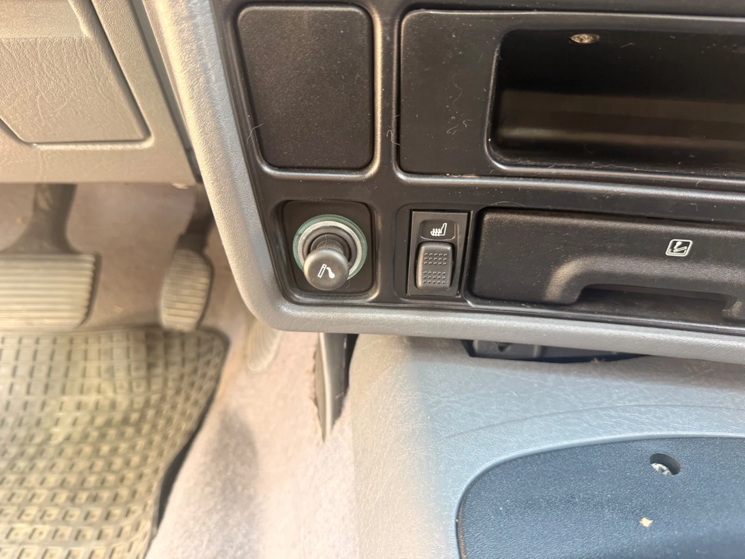 Innenraumfoto von 1988 Ford Sierra 5-dörrar (13)