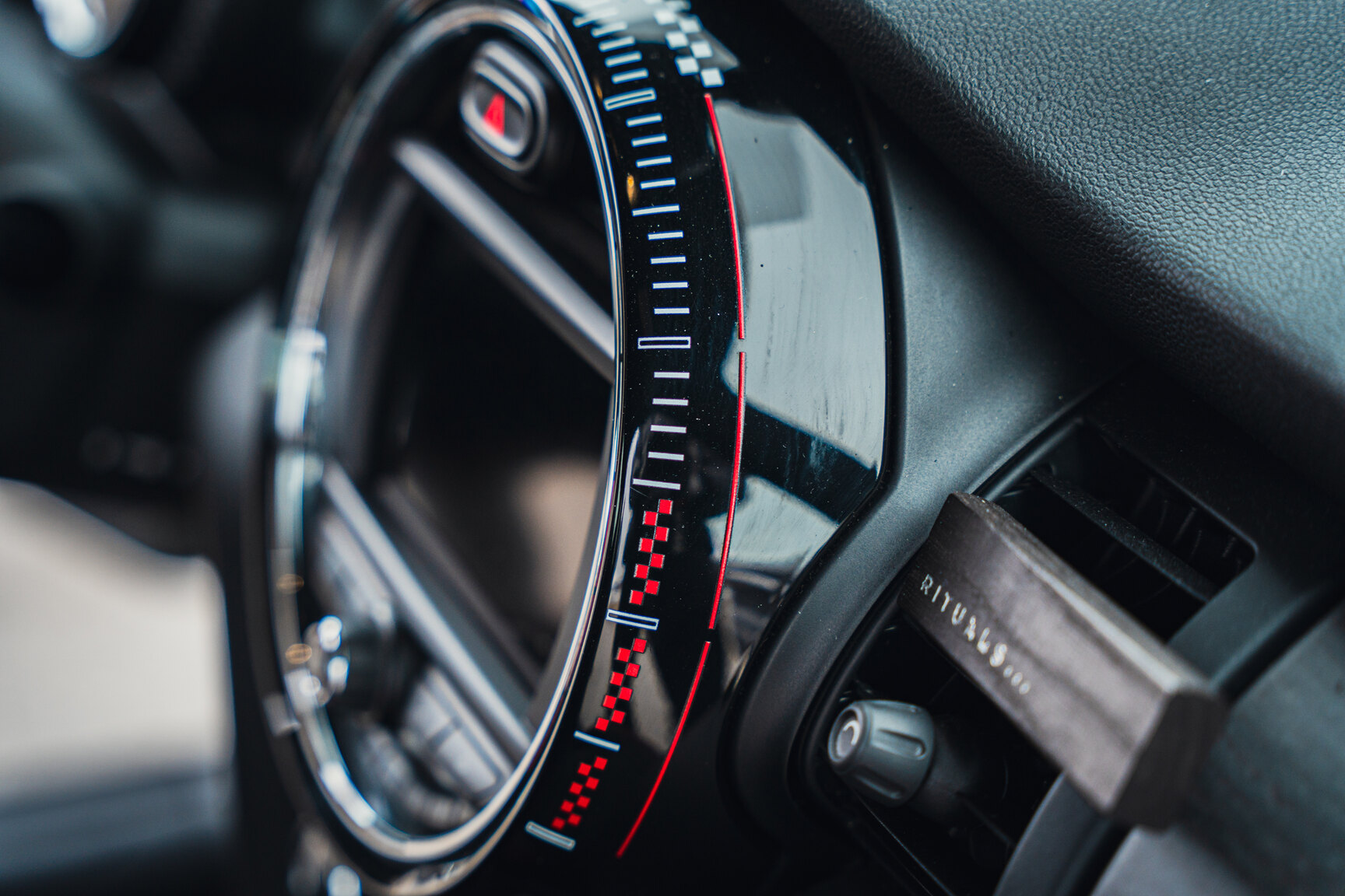 Interior image of 2017 Mini Cooper JCW (43)