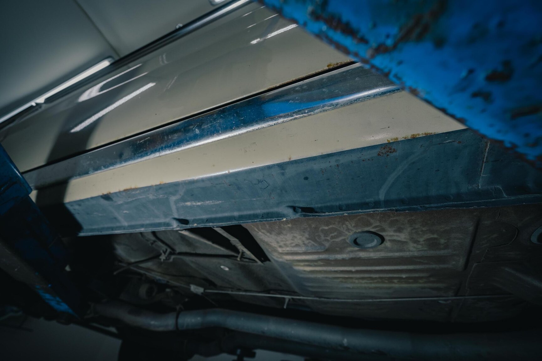 Image of 1972 Plymouth Duster 360 mechanics