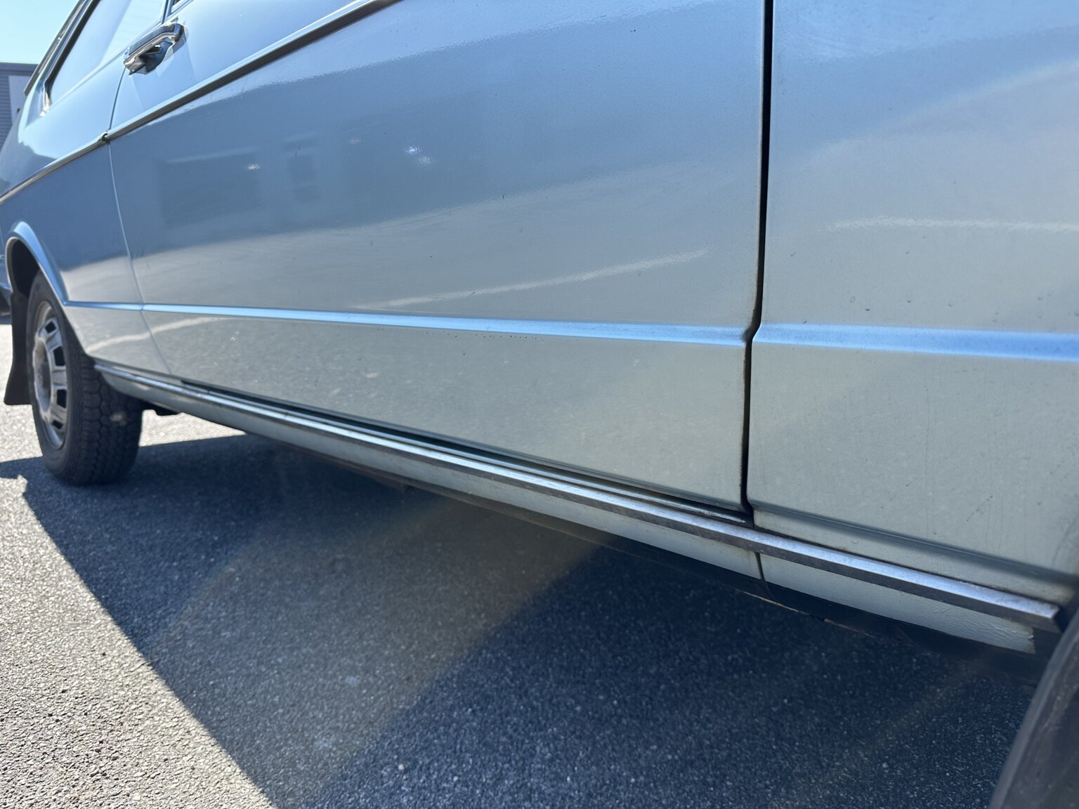 Exteriörbild på 1974 Volkswagen Passat Two Door