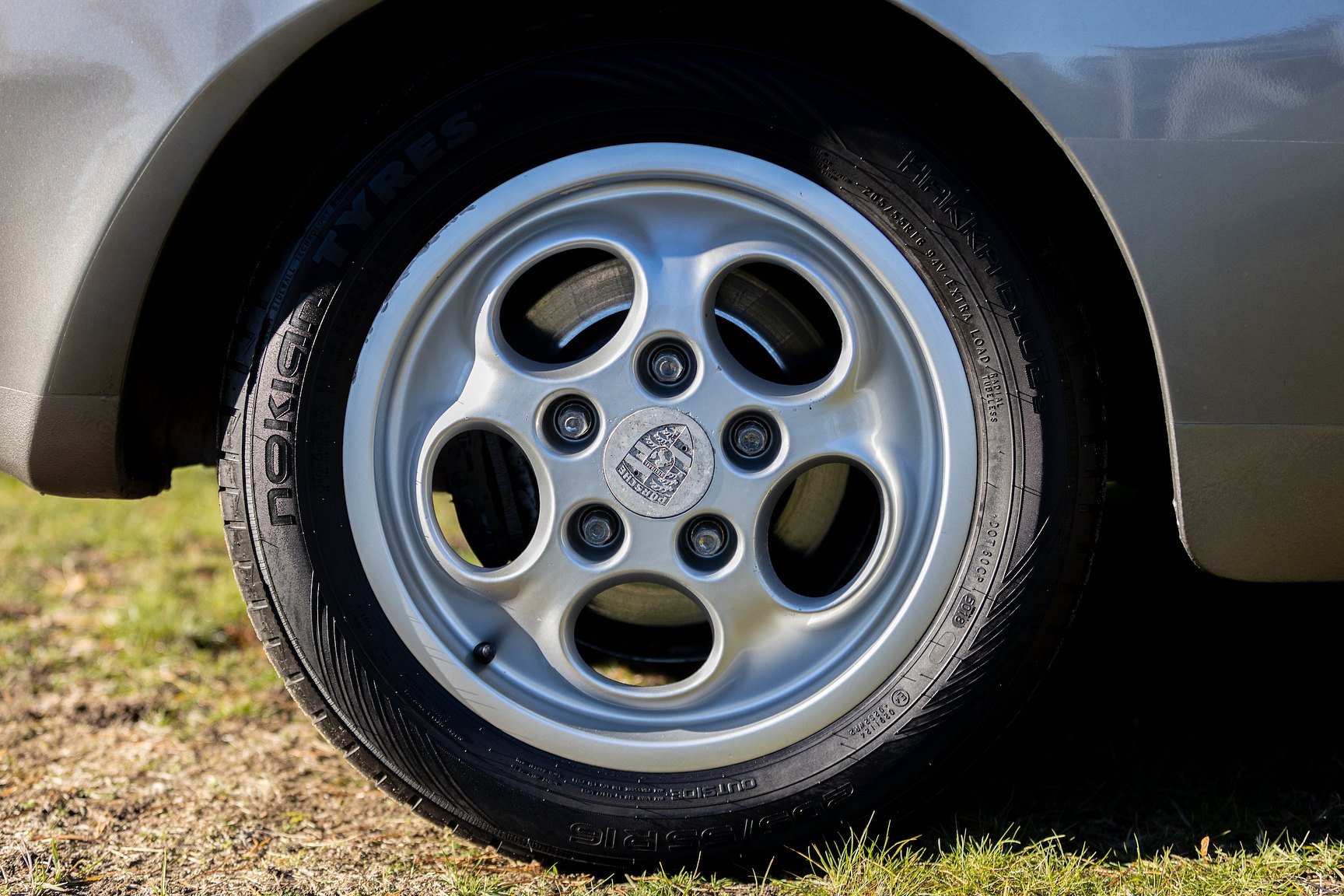 Aussenfoto 1987 Porsche 944 Targa