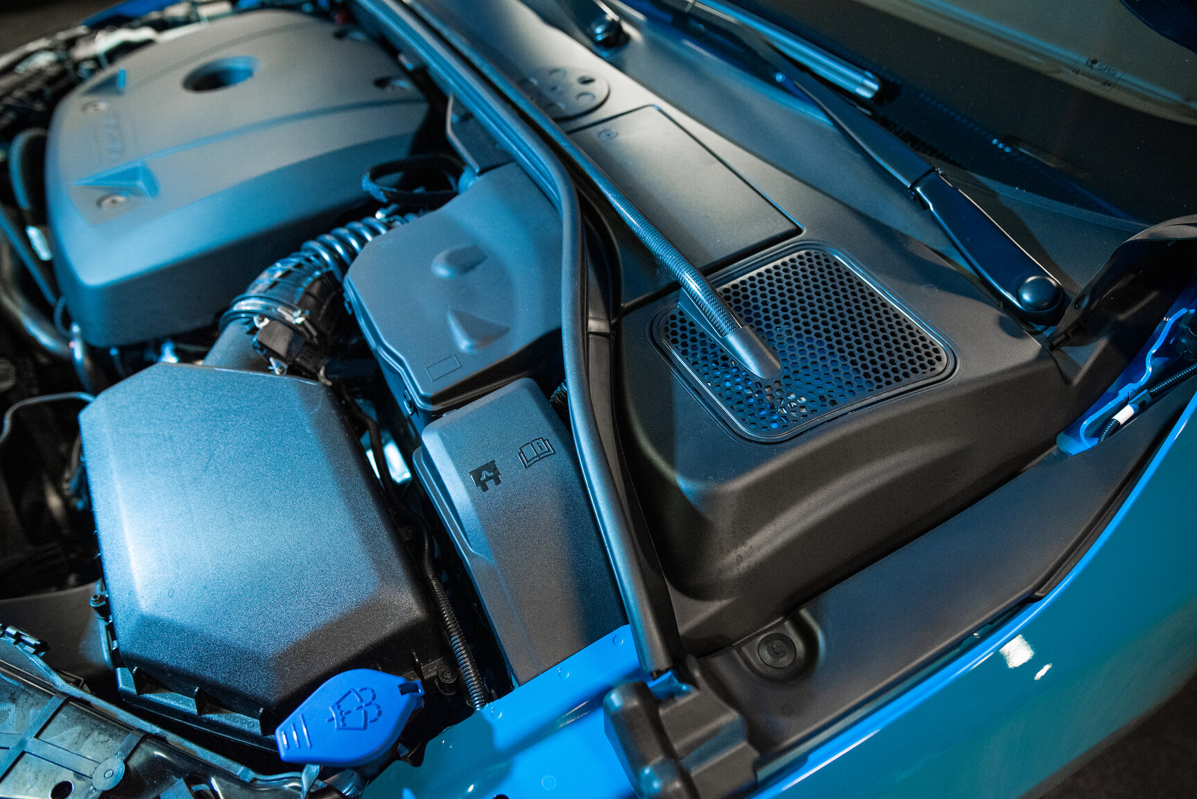 Image of 2017 Volvo V60 Polestar T6 AWD mechanics