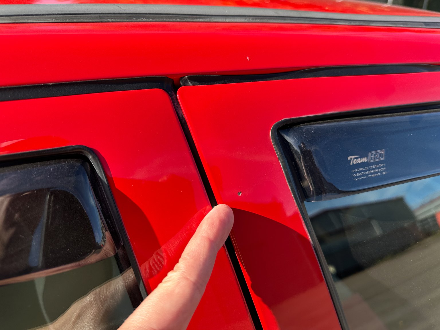 Exterior image of 1996 Volvo 850 R